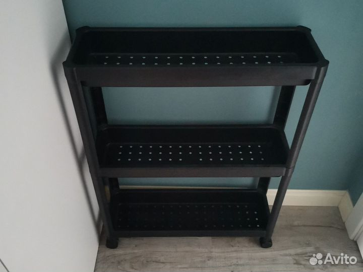Узкий маленький стеллаж на колёсиках IKEA