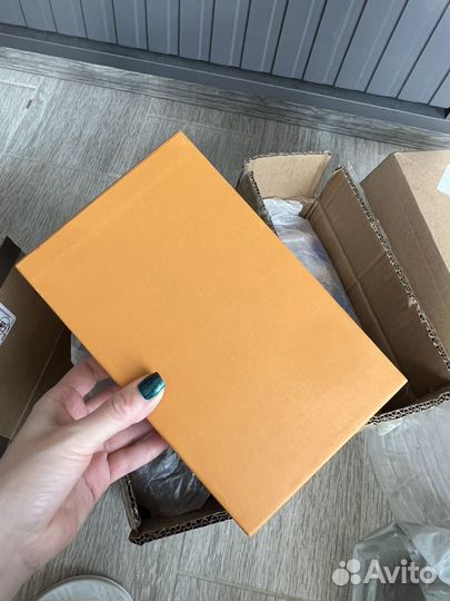 Женские кошельки из кожи