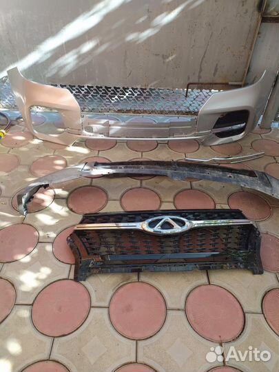 Бампер решетка радиатора Chery Tiggo 4