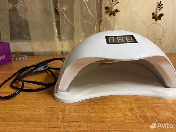 Аппарат для маникюра и лампа