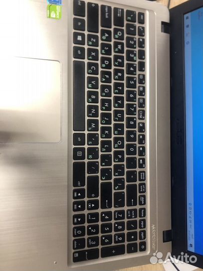 Ноутбук asus