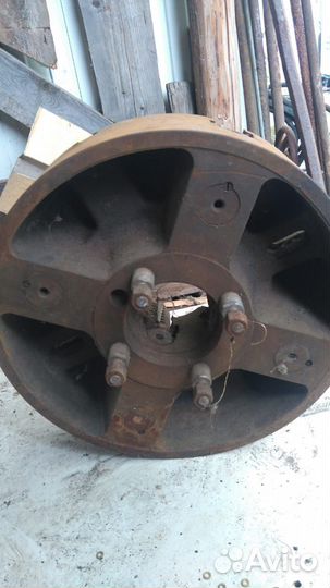 Патрон токарный 4 х кулачковый