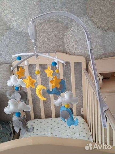 Мобиль на кроватку музыкальный