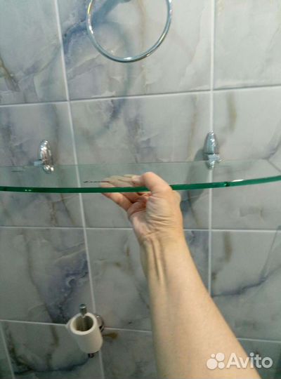 Полочка для ванной