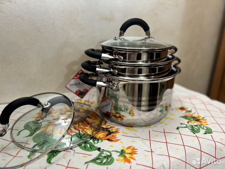 Набор кастрюль Новый