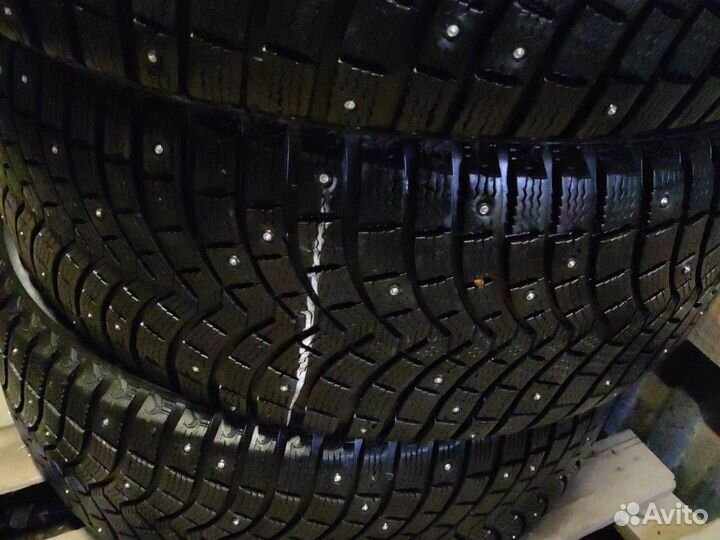 Michelin Latitude X-Ice North 285/60 R18