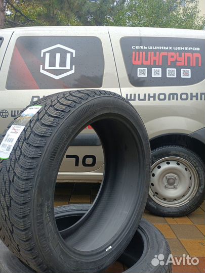 Ikon Tyres Autograph Snow 3 SUV 265/45 R21