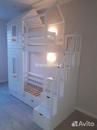 Двухъярусная эко кровать домик