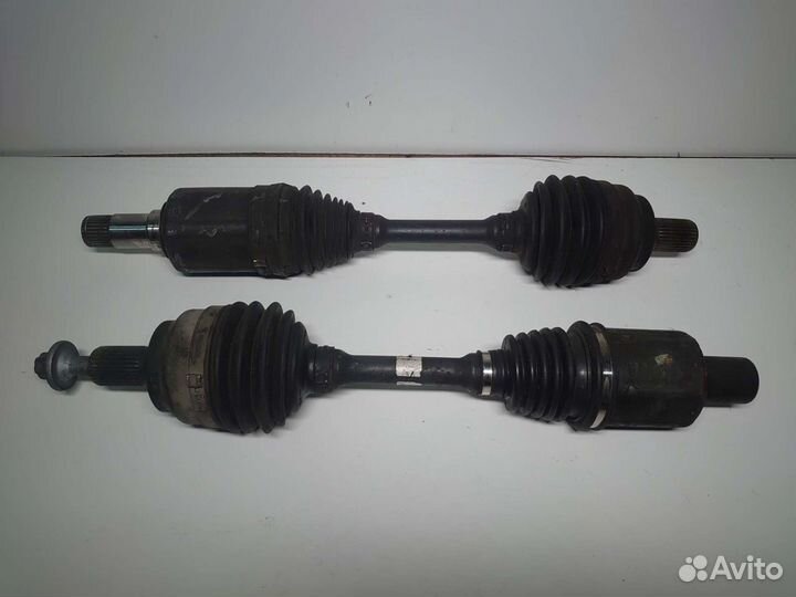 Привод передний левый правый Mercedes Benz