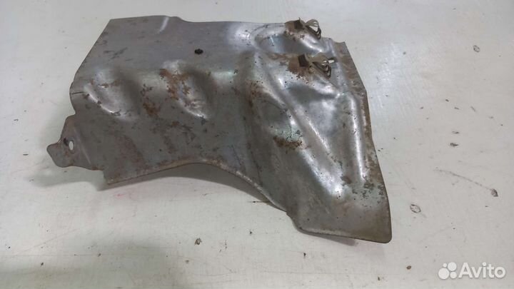 Термоэкран опоры двигателя Mercedes GLC C253