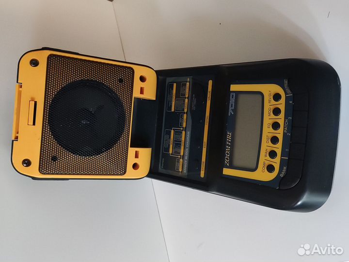 Гитарный cpu zoom7010