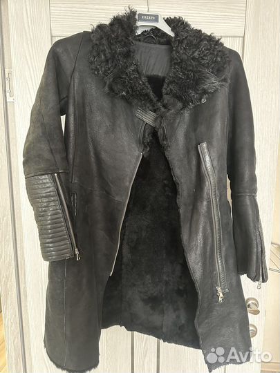 Женская кожаная дубленка снежная королева