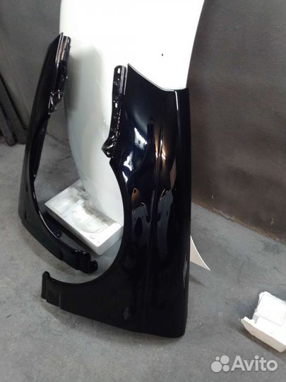 Пластиковые крылья 2170 priora в цвет