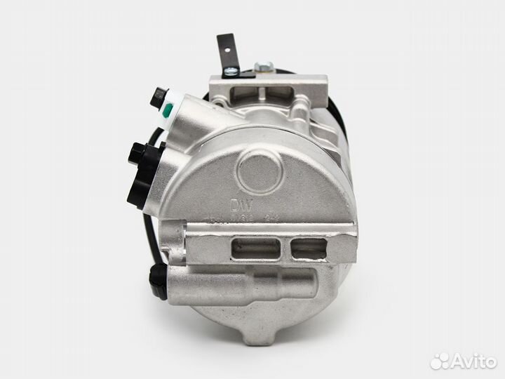 Компрессор кондиционера новый Hyundai I40 2.0