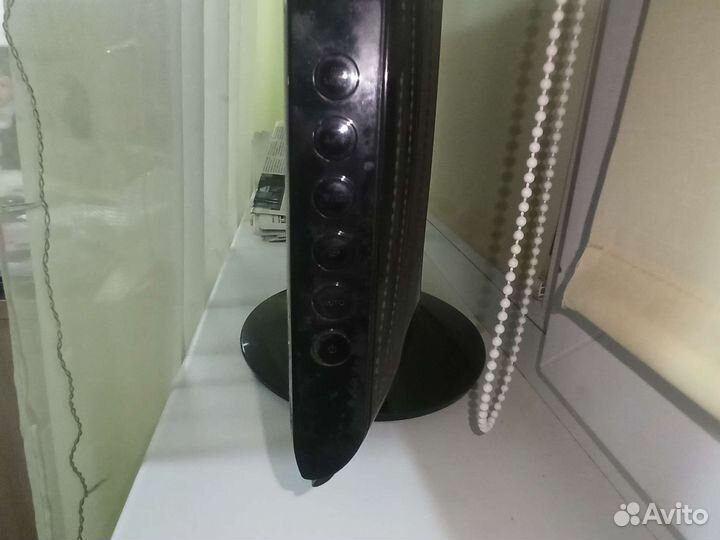 Монитор Samsung