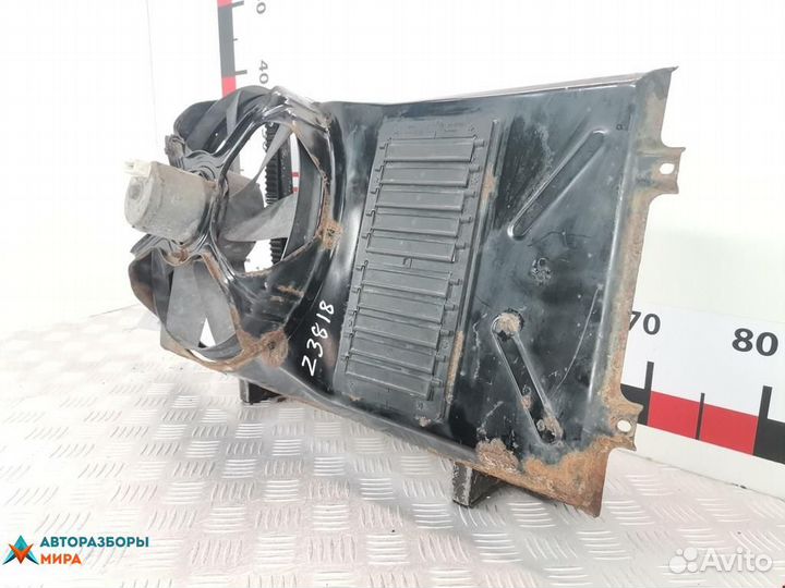 Вентилятор радиатора Volkswagen Golf 4 2001