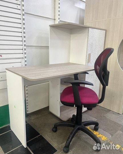 Стол компьютерный со шкафом «Паскаль»