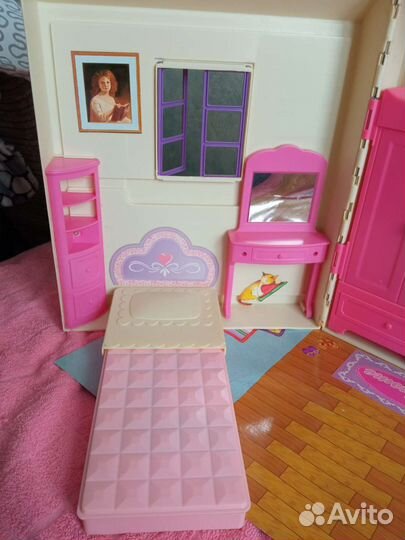 Домик кукольный