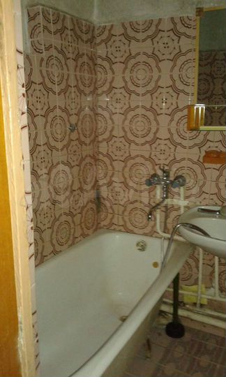 3-к. квартира, 52 м², 1/2 эт.