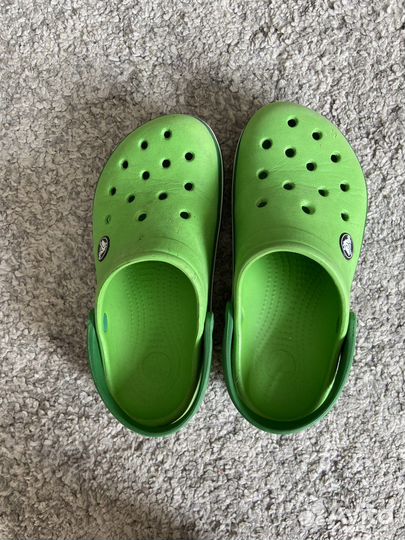 Crocs c12 13