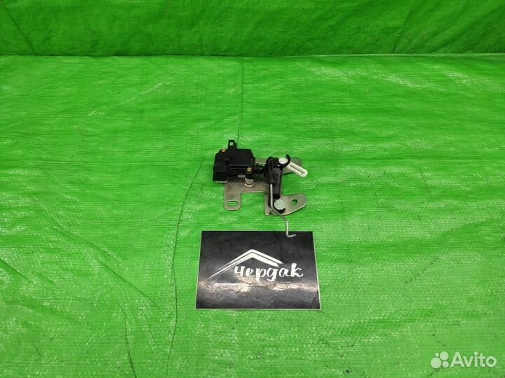 Активатор замка багажника VW Touareg 2002-2010