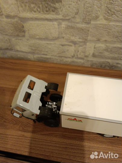 Изотермический фургон ки-5436 Купава (маз-5337) Ав