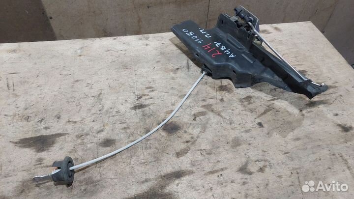 Замок двери передней правой Audi A4 B7