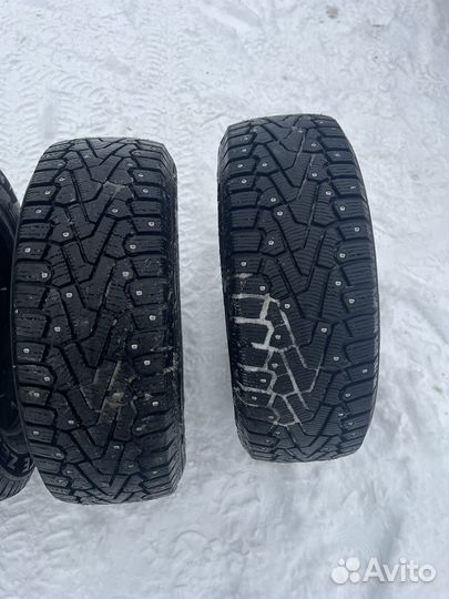 Pirelli Ice Zero 205/55 R16