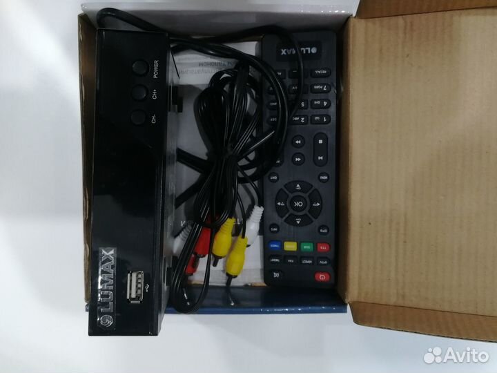 Ресивер lumax DV-3205 HD (DVB-T2, DVB-C, Wi-Fi)