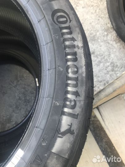 Continental ContiPremiumContact 6 235/45 R18 98Y