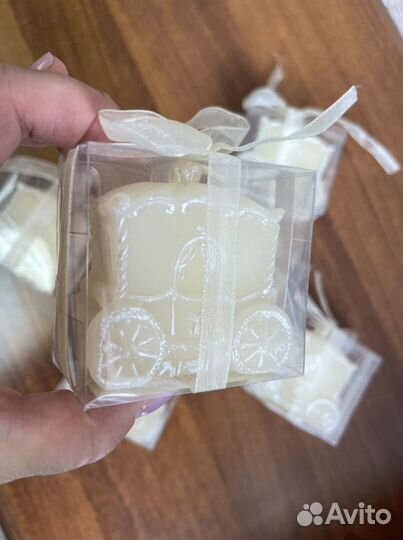 Свеча карета новая