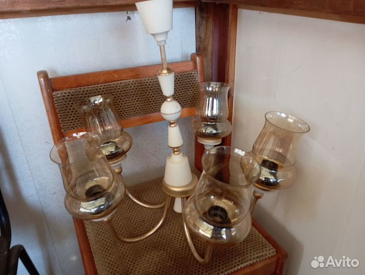 Люстра потолочная