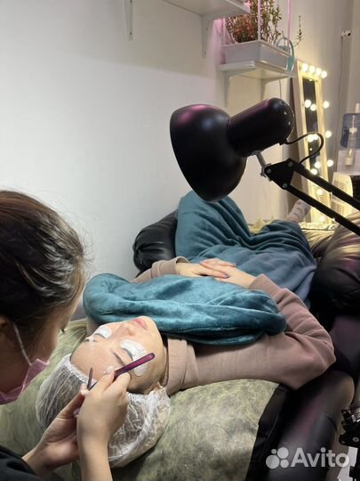 Наращивание ресниц