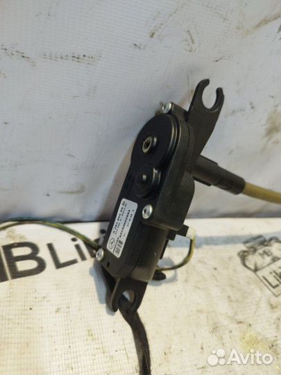 Привод форточки левый Mercedes Gl X164