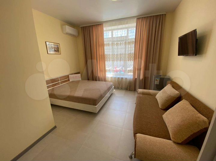 Комната 35 м², 1/3 эт.