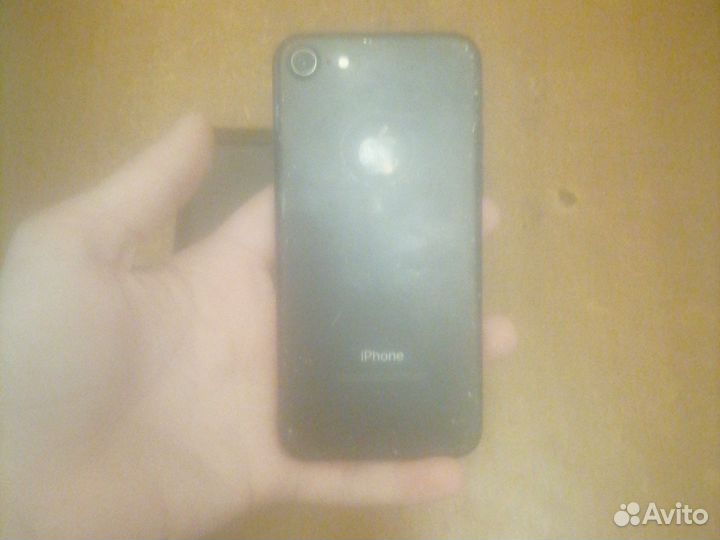 iPhone 7, 32 ГБ