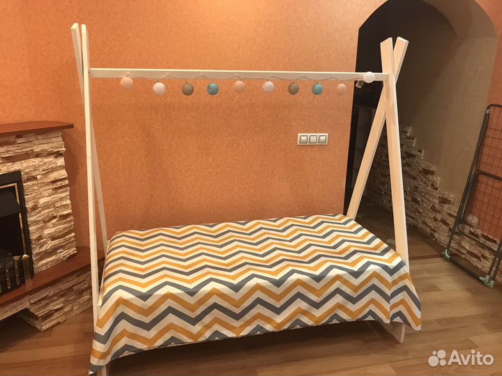 Детская кровать домик с матрасом