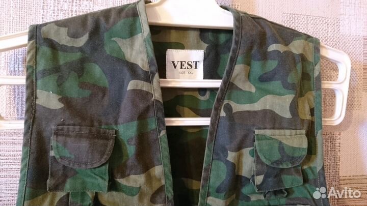 Куртка без рукавов