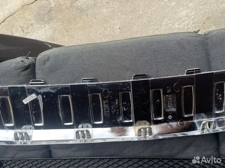 Хром накладка заднего бампера mercedes GL оригинал