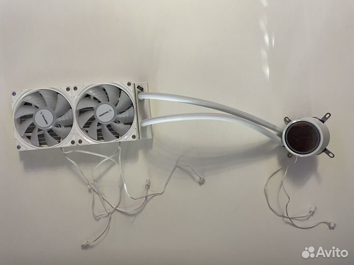 Водяное охлаждение Deepcool L240 argb белая