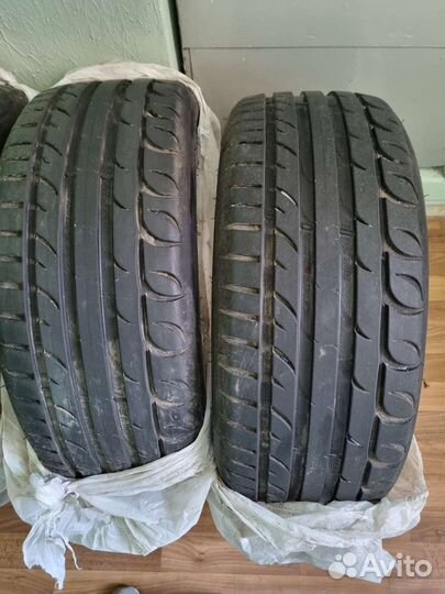 Tigar High Performance 245/45 R18