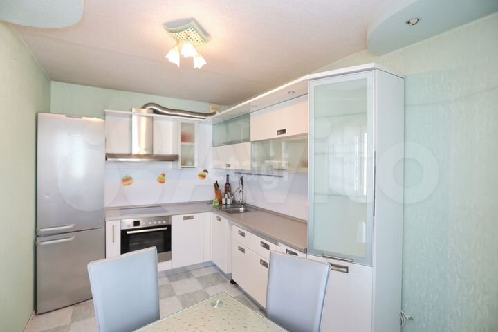 3-к. квартира, 76 м², 9/9 эт.