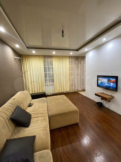 2-к. квартира, 65 м², 10/10 эт.