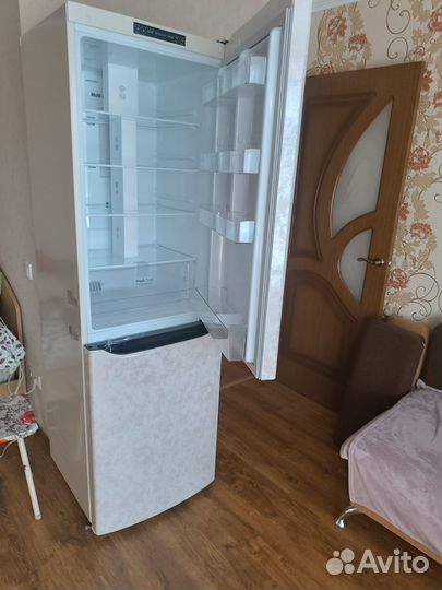 Продам новый холодильник LG GA-B419 SEJ L бежевый