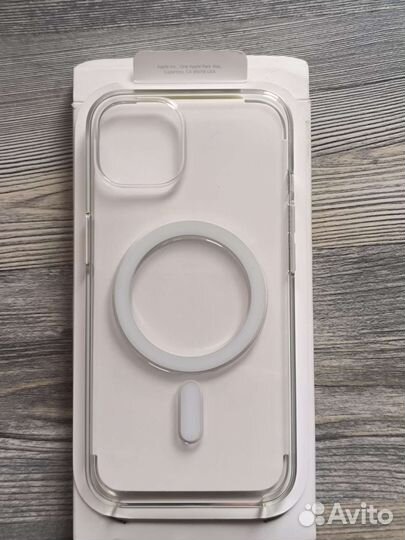 Чехол Apple iPhone 13 и ориг. аксессуары