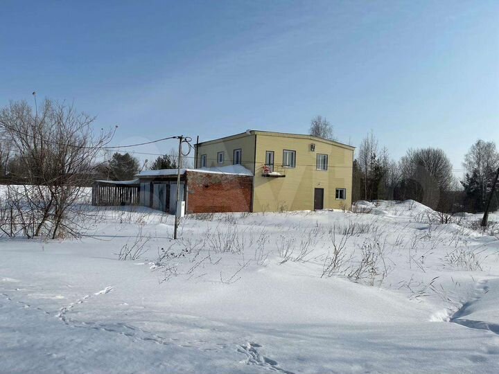 Дом 350 м² на участке 20 сот.