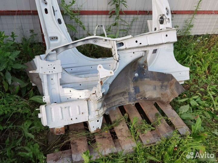 Лонжерон левый Lexus Rx 3