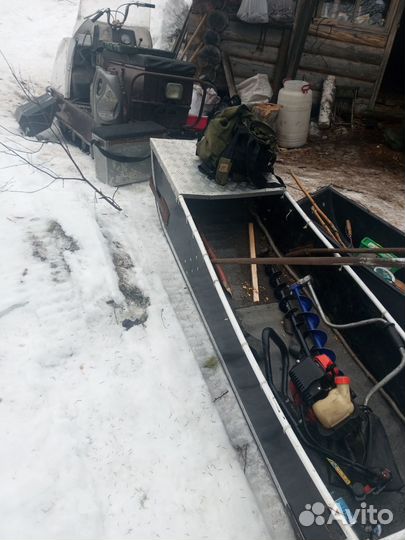 Продаю снегоход Буран