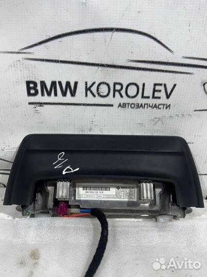 Дисплей информационный BMW 3-serie F30/F31/F80 201