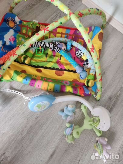 Шезлонг люлька коврик дуга мобиль